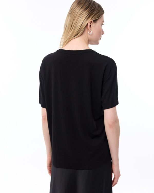 Knit-ted Hazel T-Shirt Black - Afbeelding 4